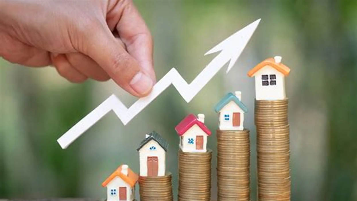 giá chuyển nhượng ghi trong hợp đồng hoặc bảng giá đất do Nhà nước ban hành