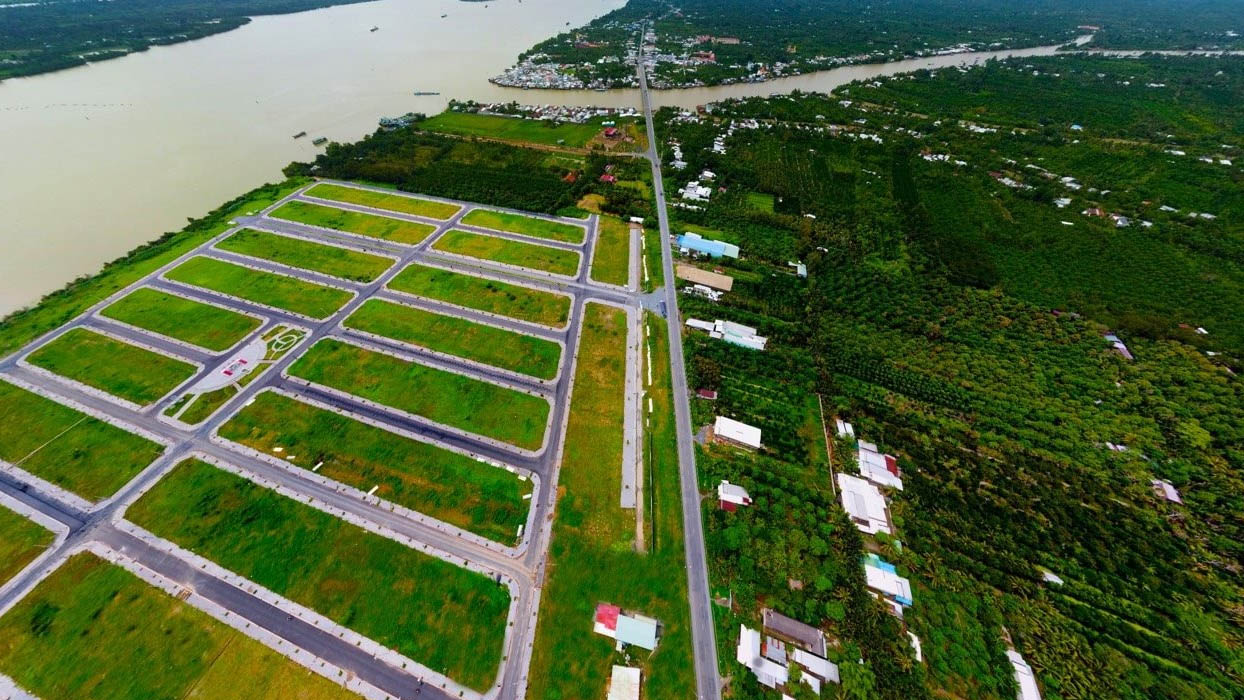 Đất nền phân lô với vị trí ven sông