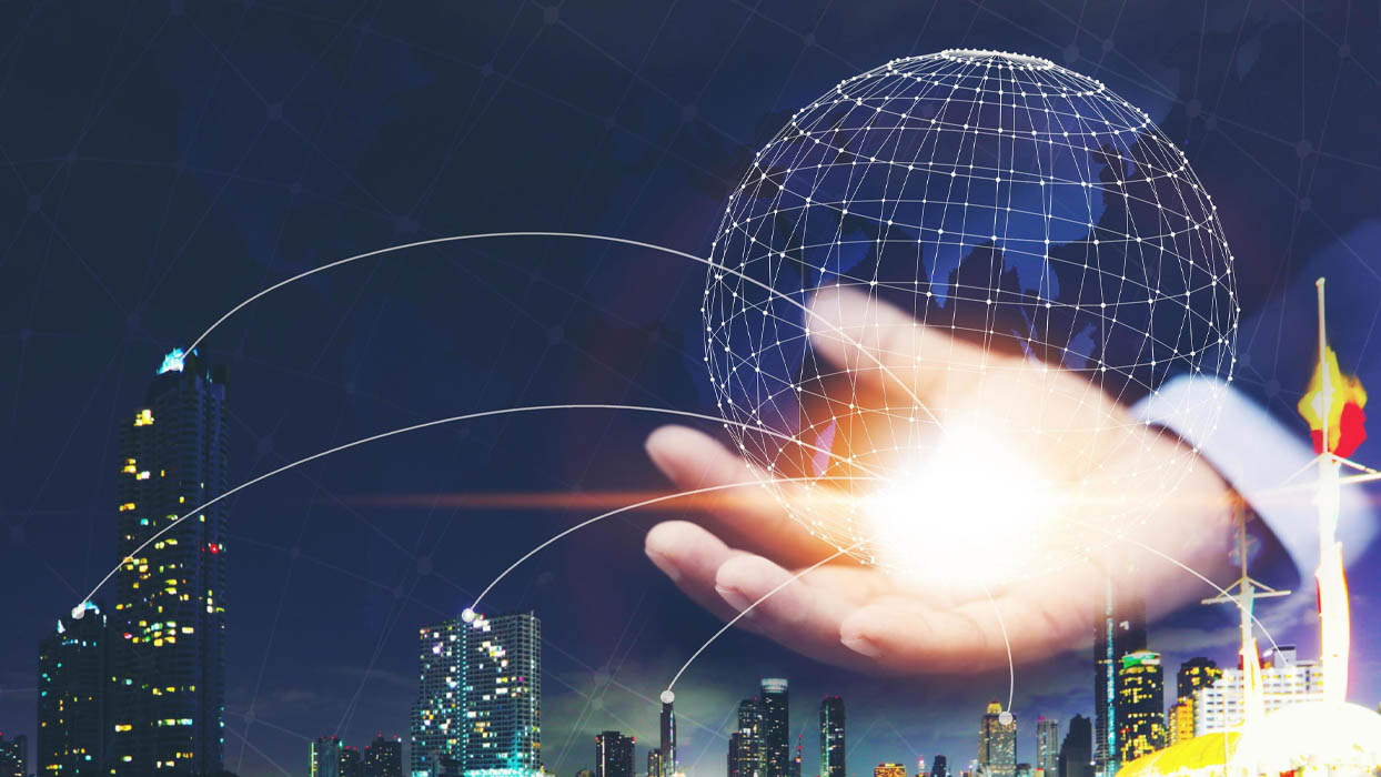 Điều 6 Luật Kinh doanh bất động sản 2023 chia thông tin bắt buộc công khai thành 4 nhóm lớn