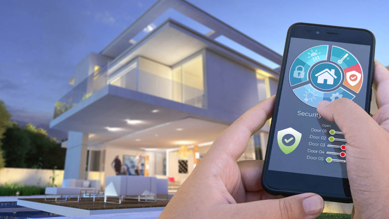 Dùng smartphone có kết nối internet để kiểm soát các thiết bị trong Smart home