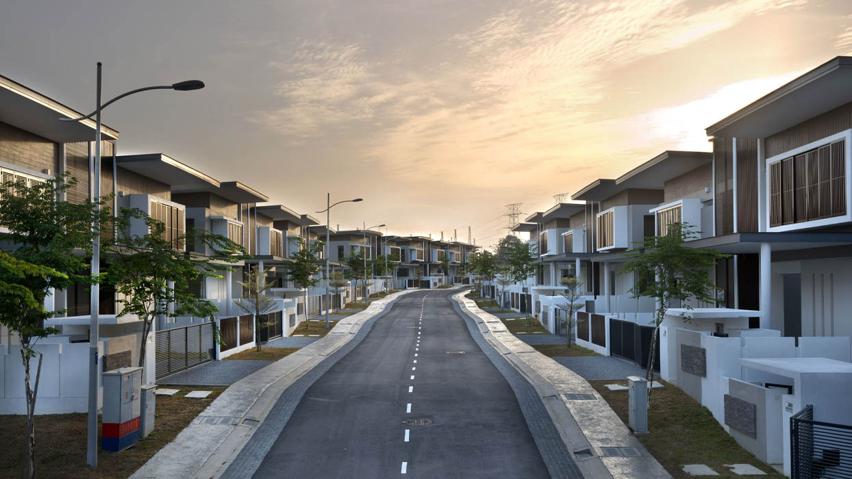 Nhà ở riêng lẻ khác biệt rõ rệt so với nhà trong compound và chung cư về quyền sở hữu đất