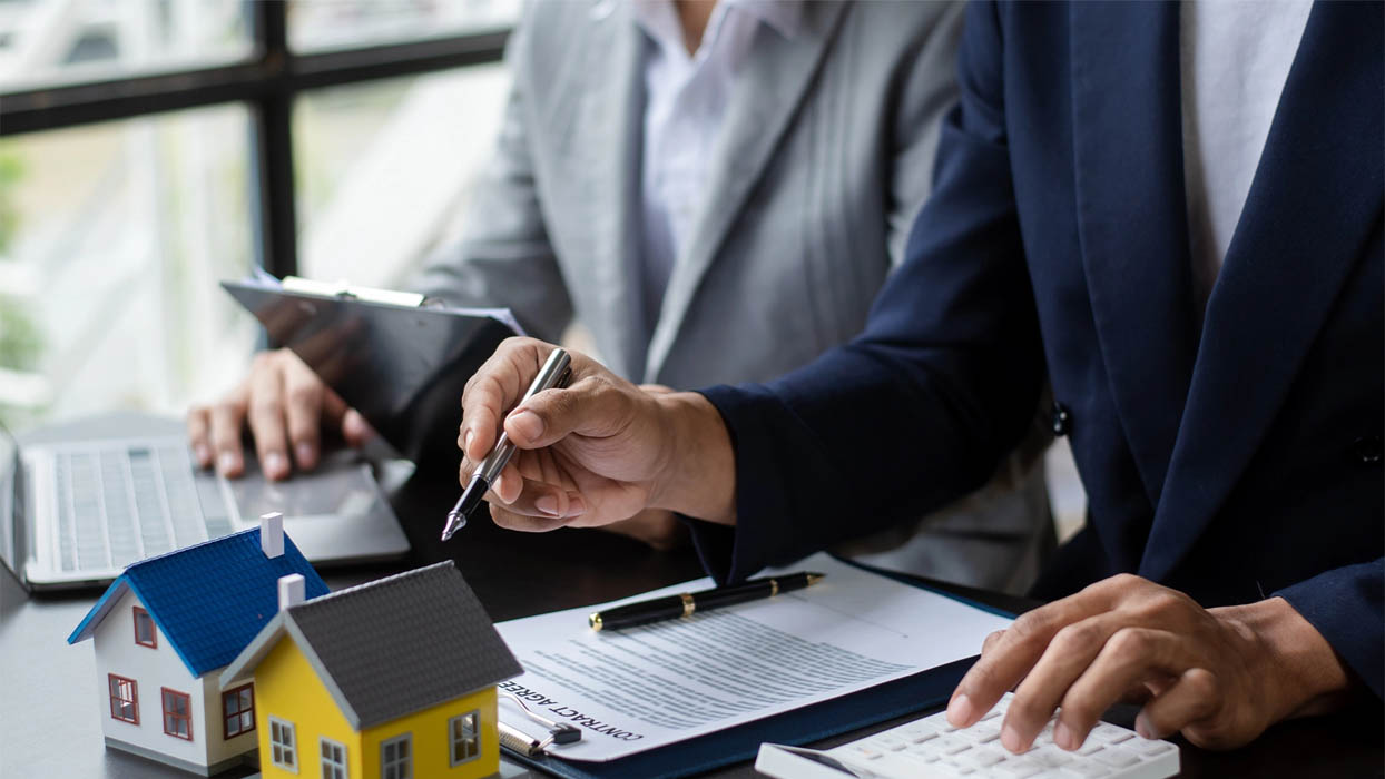 "Tạo lập" bất động sản được hiểu là việc đầu tư thông qua dự án bất động sản để hình thành nhà ở
